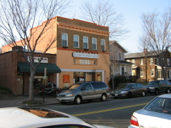 Del Ray Main Street - Yogo in Daily Life Studio on Mt Vernon Ave