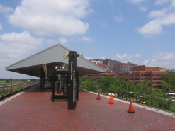 Del Ray & Rosemont - Walk to Braddock Road Metro Station