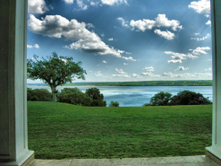 GW Parkway Home - Potomac River View from Porch